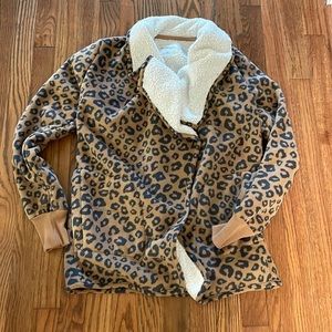 COPY - Abercrombie animal print fleece wrap XS